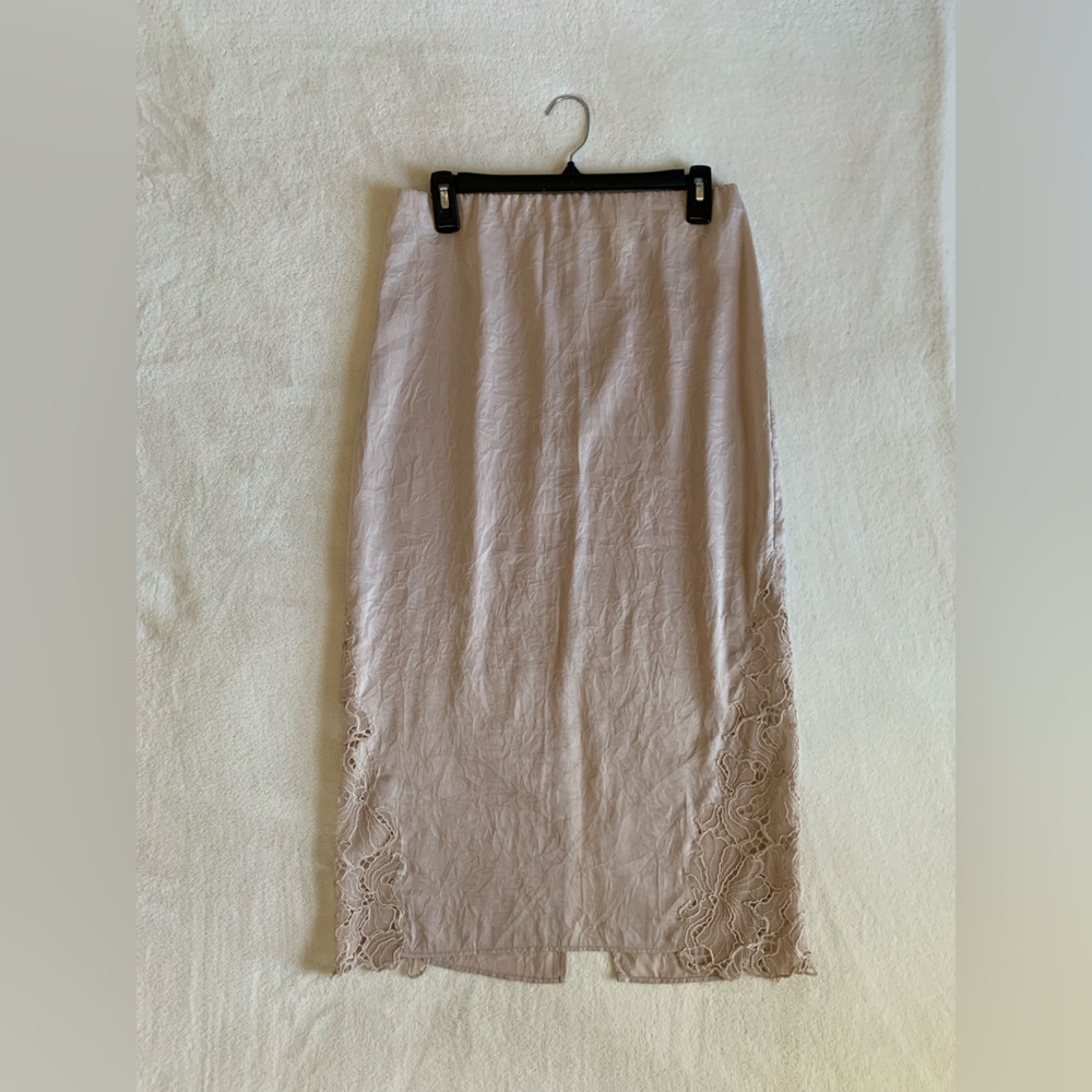 H&M Long Lace Trim Beige Skirt